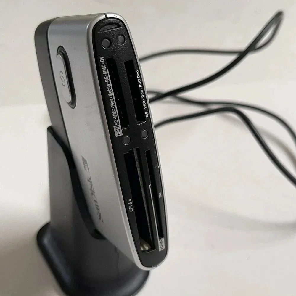 SanDisk ImageMate 12-in-1 SDDR-89 V3 USB Card Reader with Stand Hi Speed USB